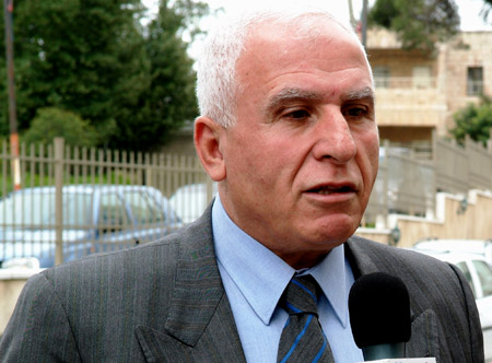 عزام الأحمد عضو اللجنة  المركزية لحركة فتح